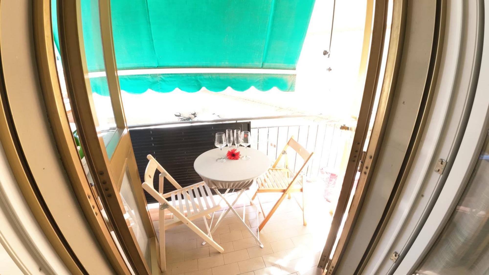 Urban Center 1 Easy Parking Near Tram Apartment Florence Ngoại thất bức ảnh